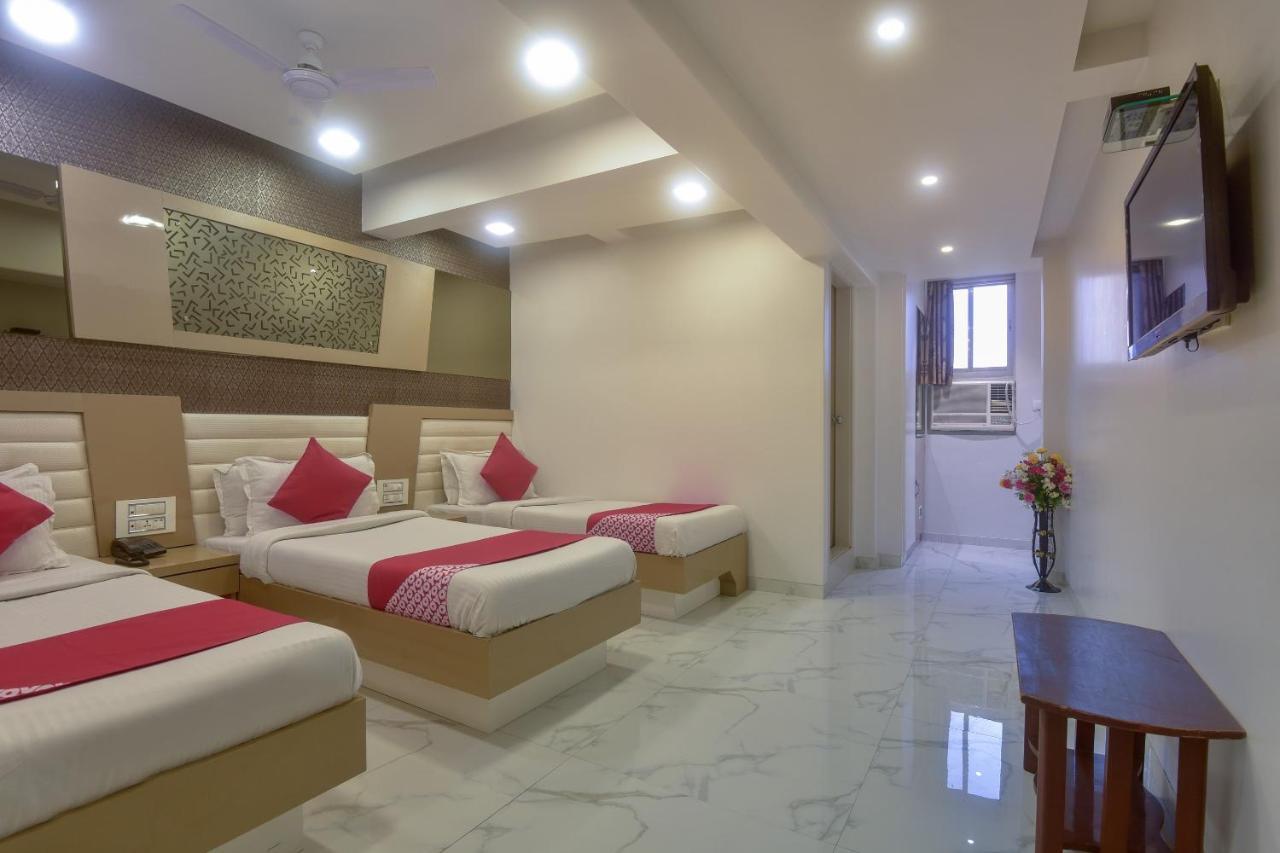מומביי Oyo 28893 Hotel Gulf מראה חיצוני תמונה